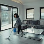 Tarif aide ménagère à domicile : combien ça coûte vraiment ?